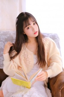 皇上和宫女的小说